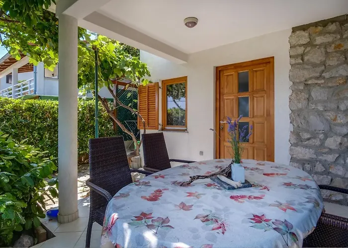 Giselle Daire Mali Lošinj