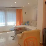 Giselle Apartment *