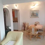 Giselle Apartment